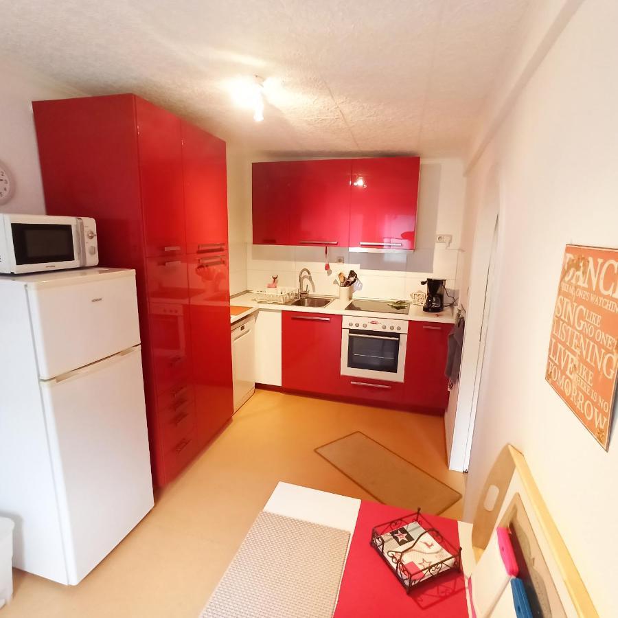 Charming 2-Bed Apartment In Cochem Buitenkant foto