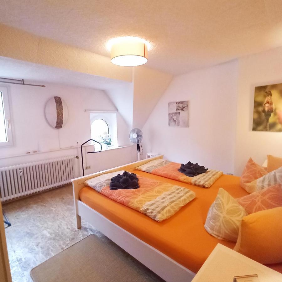 Charming 2-Bed Apartment In Cochem Buitenkant foto