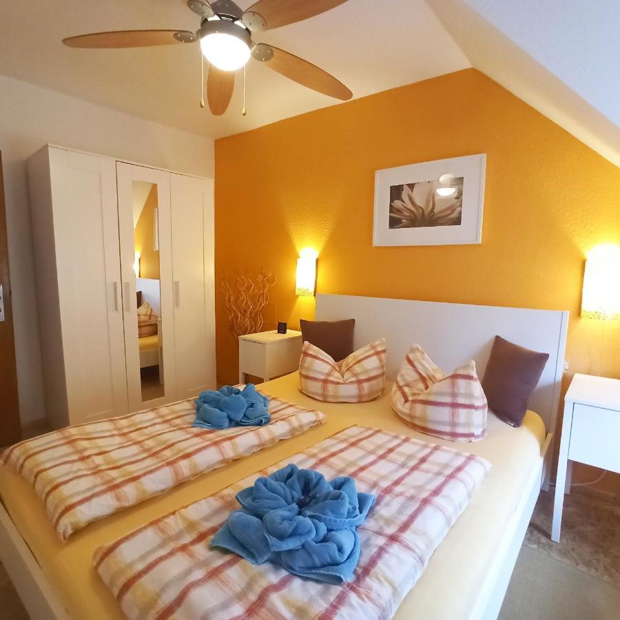 Charming 2-Bed Apartment In Cochem Buitenkant foto